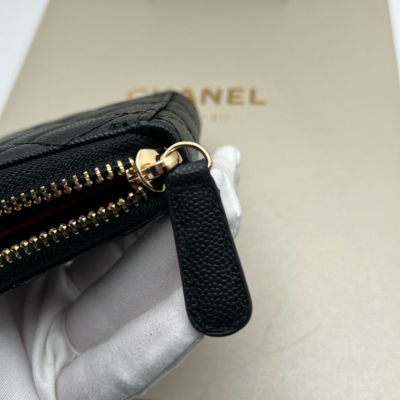 Card Holder Black Zip Around Gold CC 3 Slots Beauty Two Inside Compartments NWOT - Picture 13 of 17